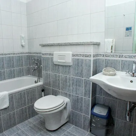 Rooms By The Sea Rabac, Labin - 3016 Guest house