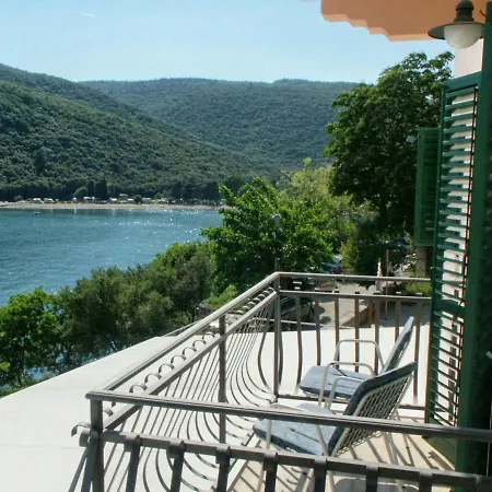Maison d'hôtes By The Sea Rabac, Labin - 3016 Rabac