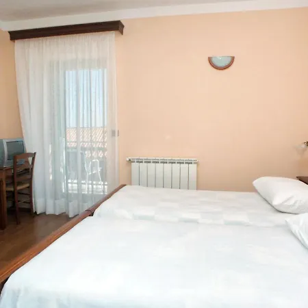 Rooms By The Sea Rabac, Labin - 3016 Guest house
